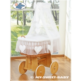 Wicker Crib with Drapes Amelie white Wheels