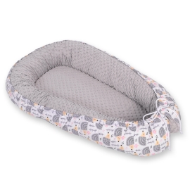 Baby nest minky - hedgehogs Gray