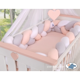 Knotted Bumper for Baby Bed