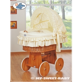 Moses Basket on Wheels - Wicker crib with hood- Teddy Bear with Bow cream