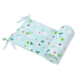 Universal bumper for cot - lama mint