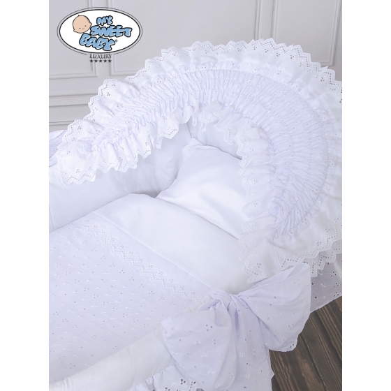 Baby bassinet with wheels Wicker hood crib Charlotte- White with lace