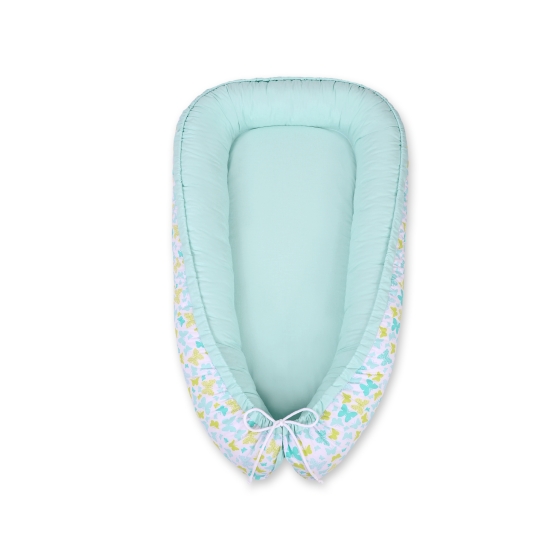 Baby nest- blue butterflies/mint