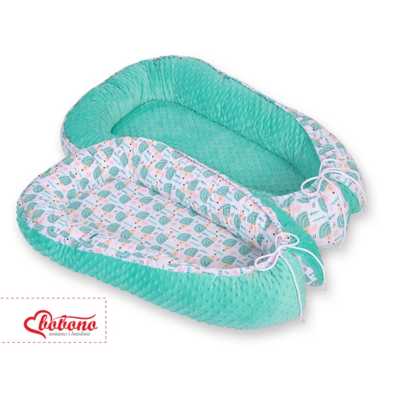 Baby nest minky - hedgehogs mint