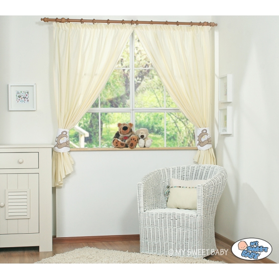 Curtains for baby room- Teddy Bear Baranaba cream