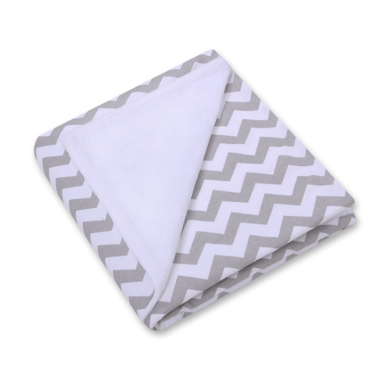 Double-sided car seat blanket- Chevron Gray