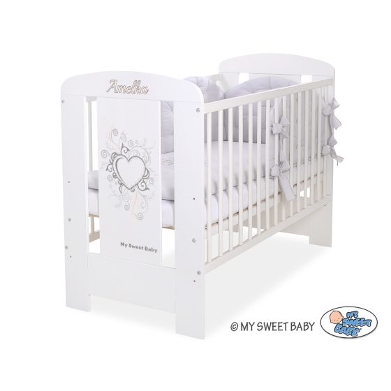 Engrave on the front of baby cot no. 5010-07