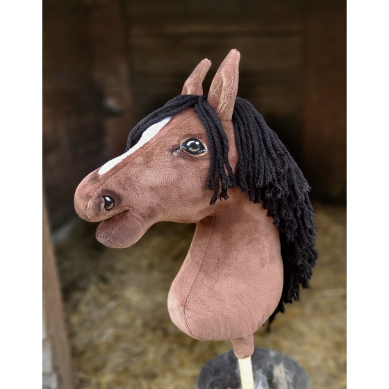 Hobby Horse - bay horse A3