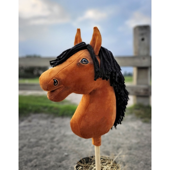 Hobby Horse - light bay horse A3