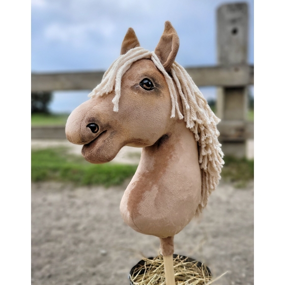 Hobby Horse - palomino horse A3