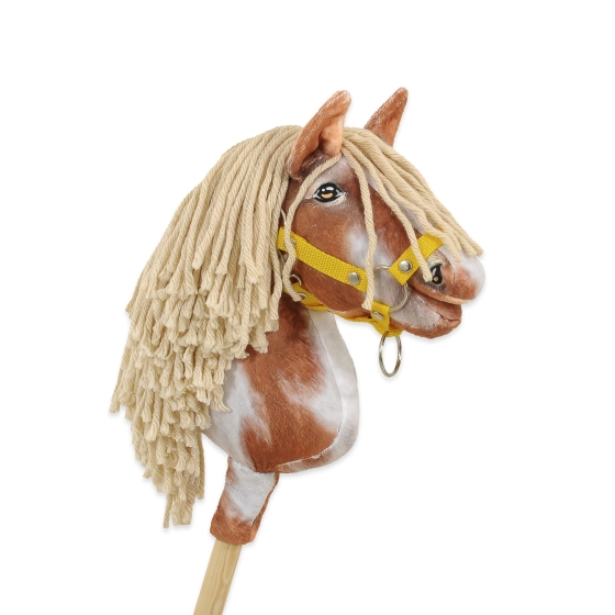 Hobby Horse - tobiano bay horse with a beige maneA4