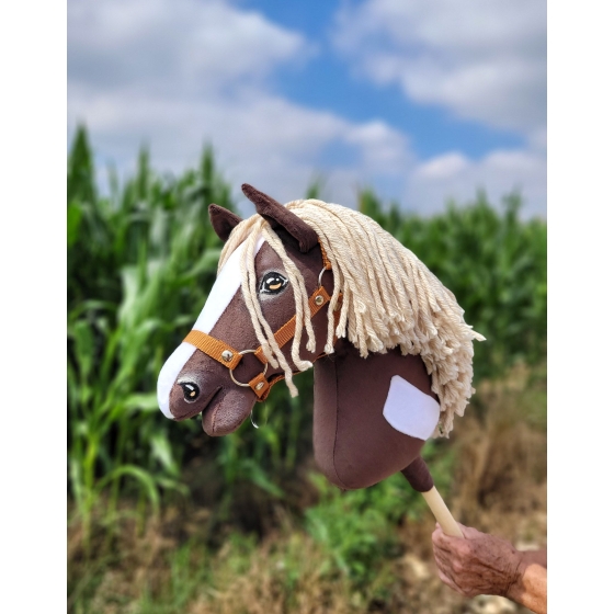 Hobby Horse - western IV dark bay horse A3