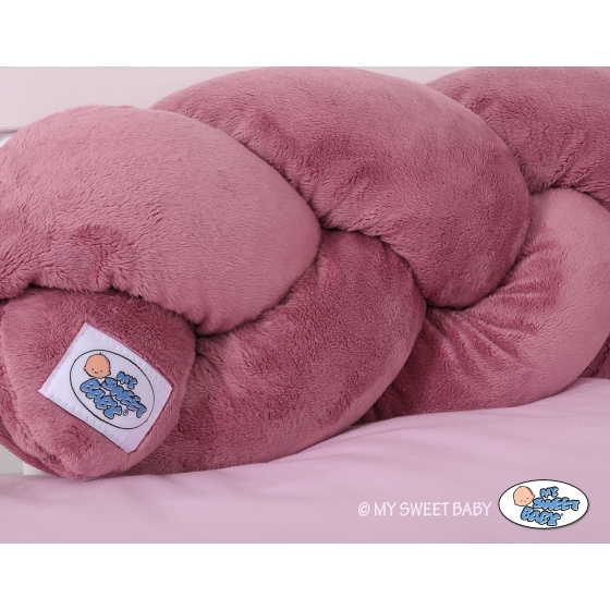 Knotted Cot Bumper made of cosy plush