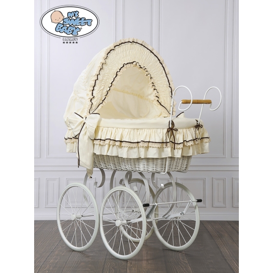 New Rretro Style Wicker Crib