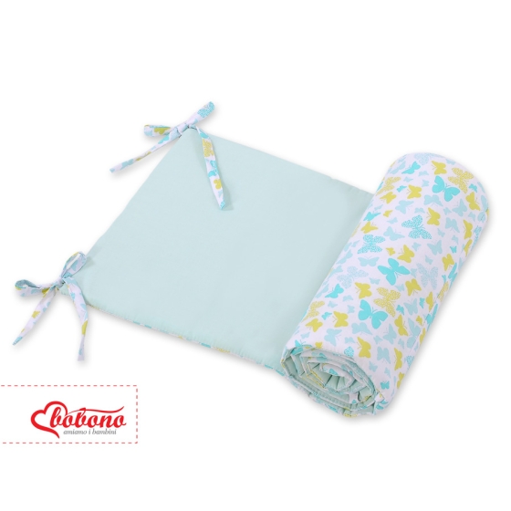 Universal bumper for cot - blue butterflies