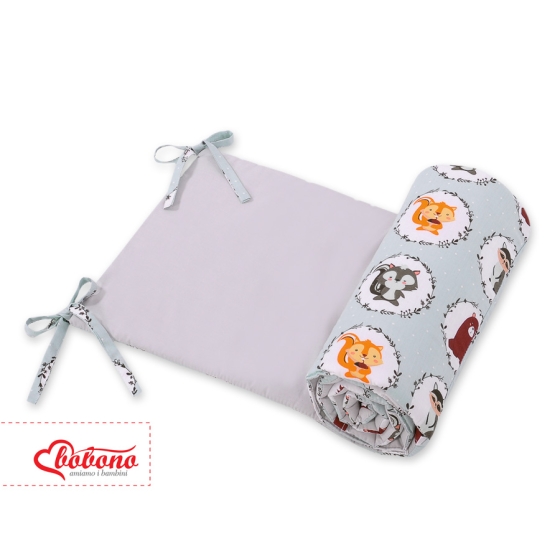 Universal bumper for cot - mint animals